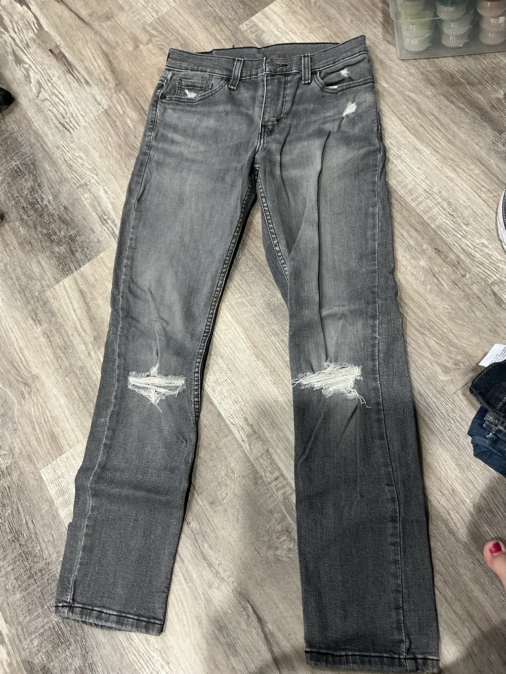 Women's Skinny Distressed Gray Jeans - Modern Slim Fit